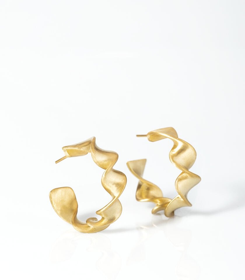 Future Facades ''The Twist'' Küpe