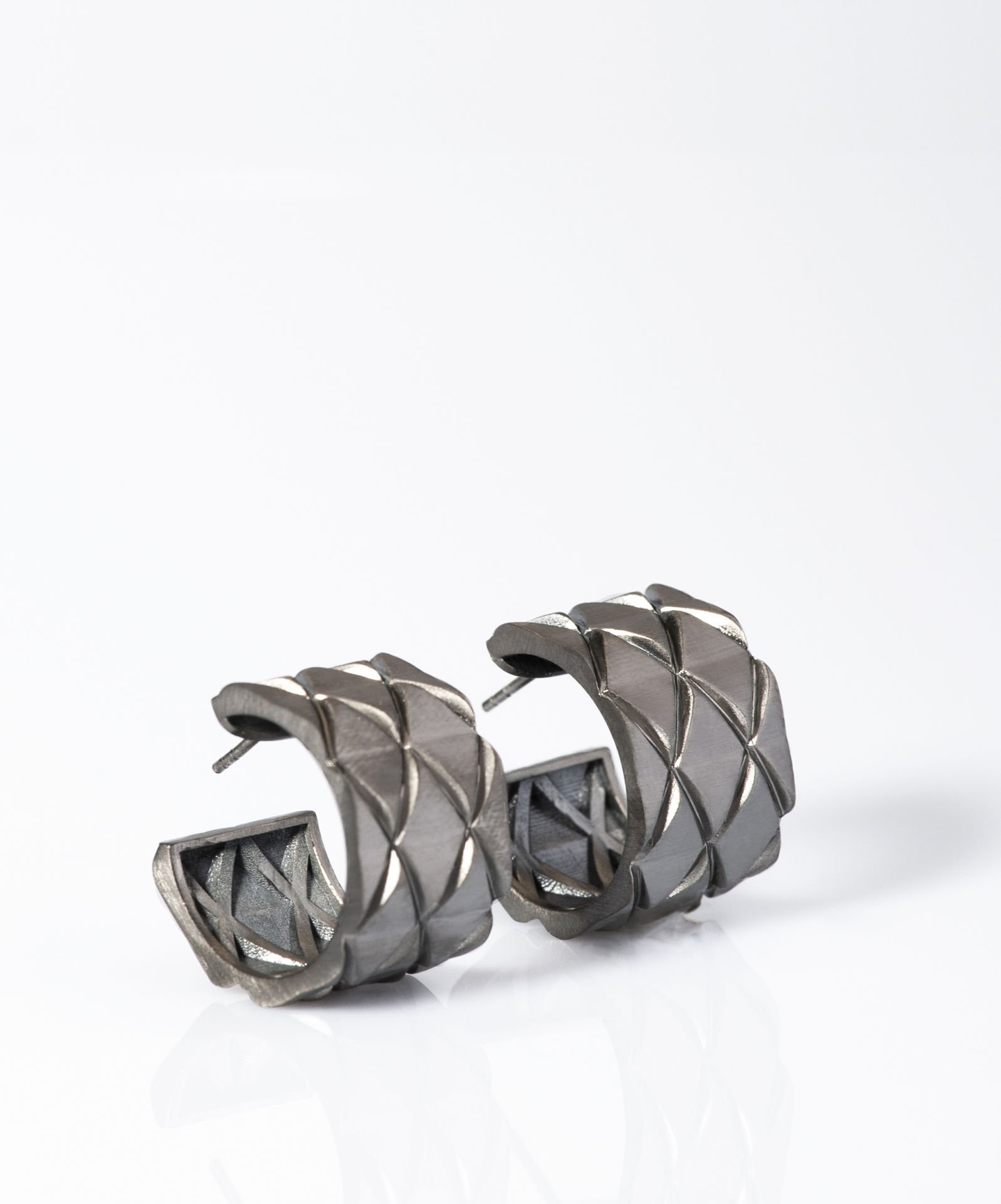 Future Facades ''The Lattice'' Earring