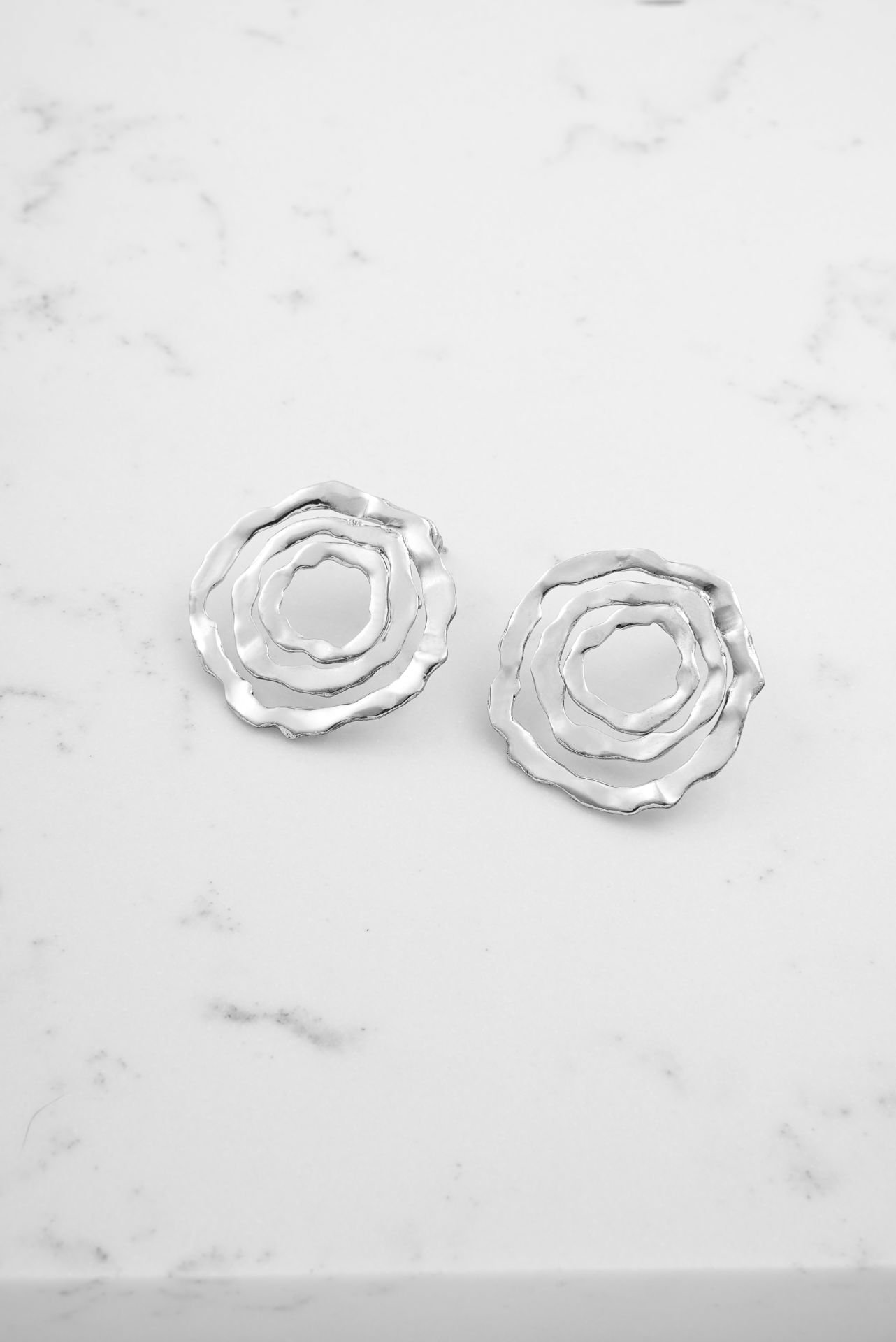 Halkalar ve Taşlar  Koleksiyonu Küpe