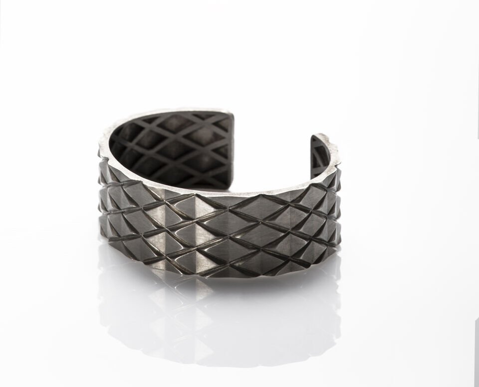 Future Facades ''The Lattice'' Bilezik