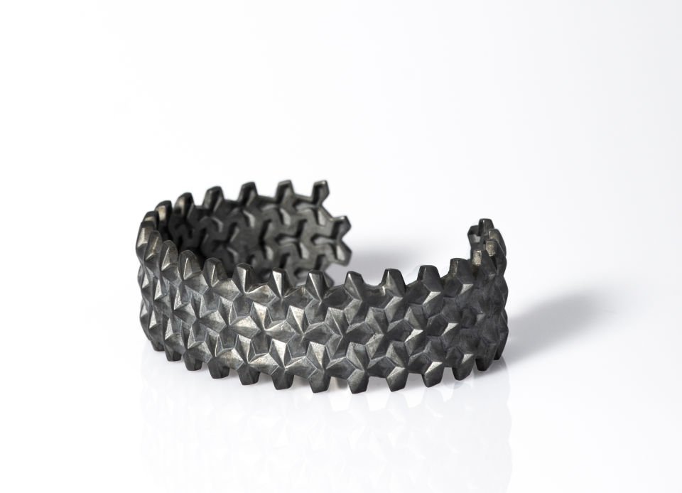 Future Facades ''The Estrella'' Bilezik