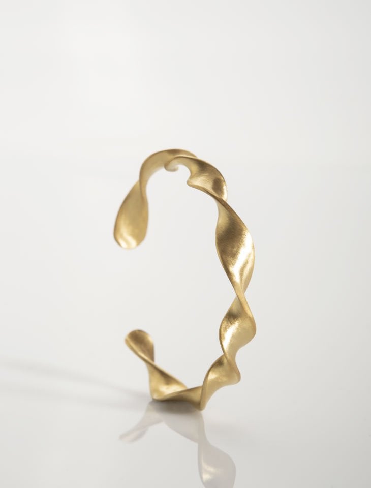 Future Facades ''The Twist'' Bilezik